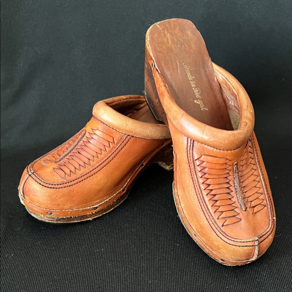Brown Leather Women's Clogs